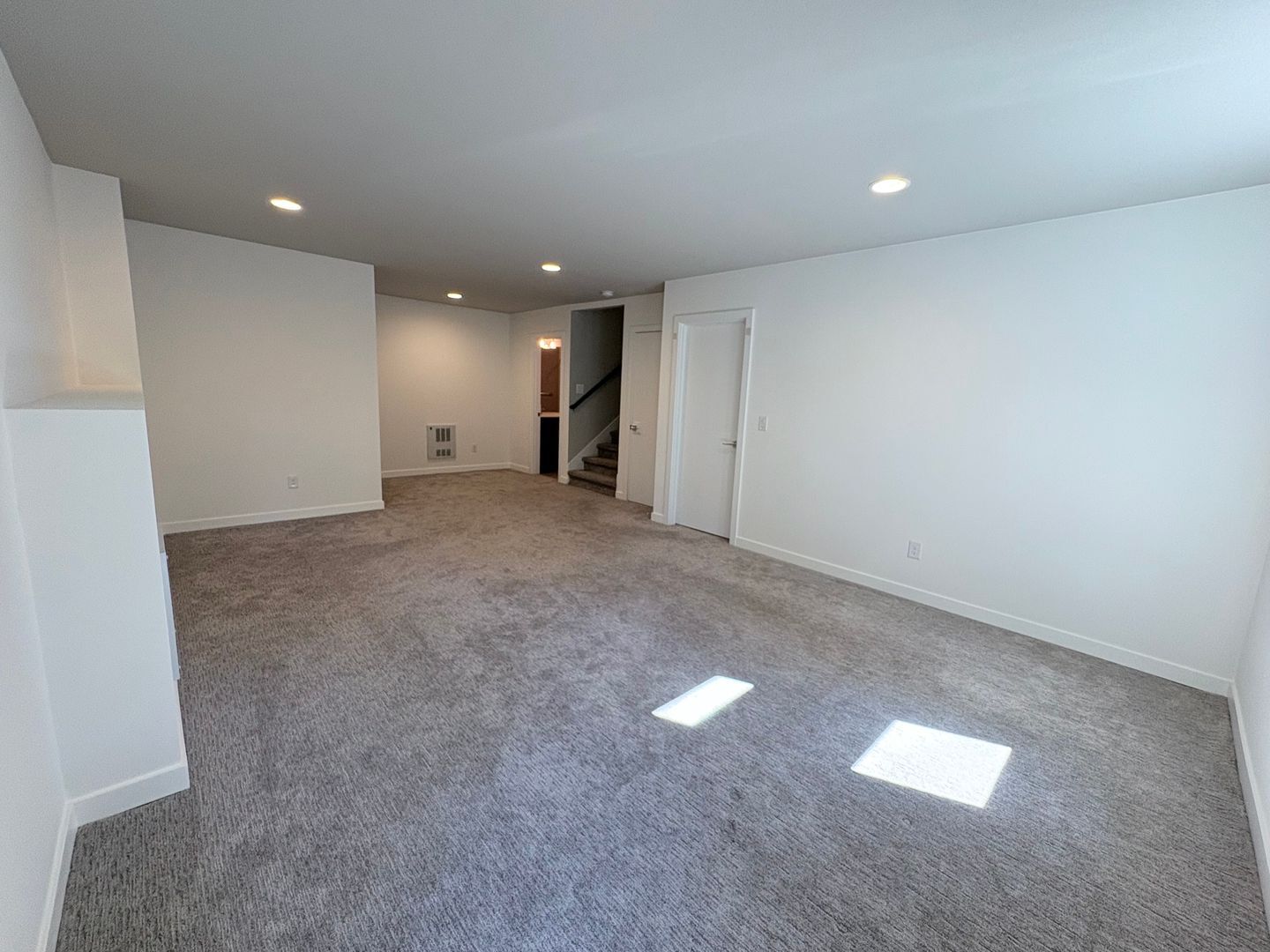 16329 Main View Ln NE - Duvall - Washington - 4 bed, 3.5 bath rental property