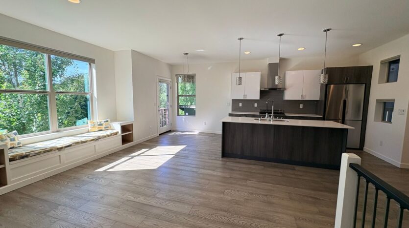 16329 Main View Ln NE - Duvall - Washington - 4 bed, 3.5 bath rental property
