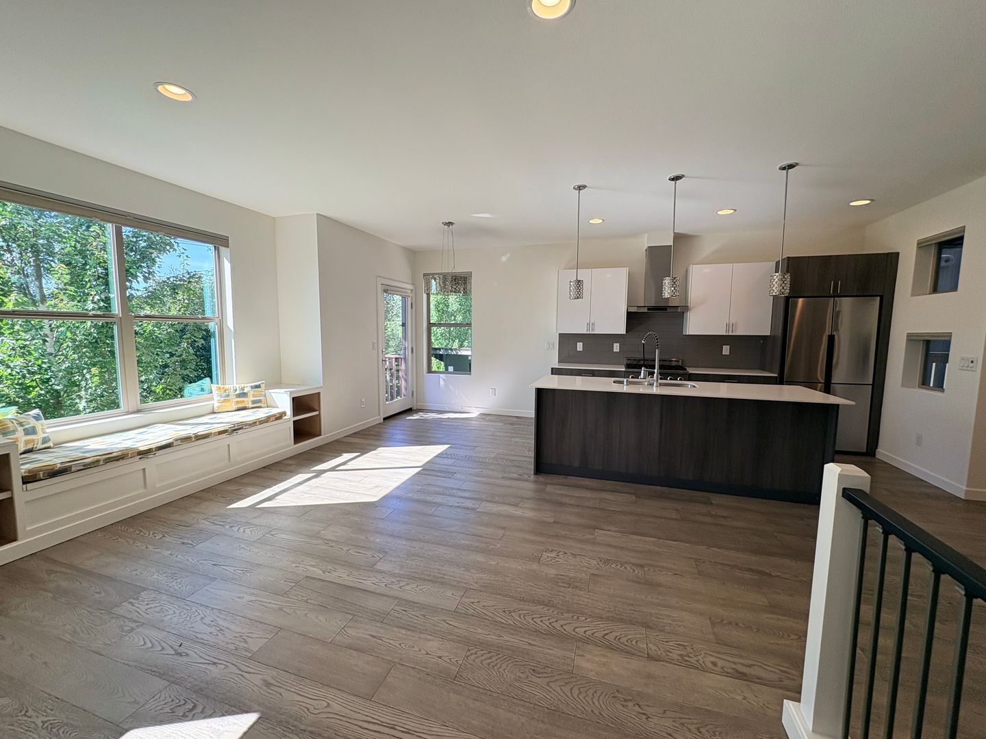 16329 Main View Ln NE - Duvall - Washington - 4 bed, 3.5 bath rental property