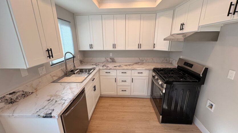 1708 Fairfield Ct - Ontario - California - 2 bed, 2 bath rental property