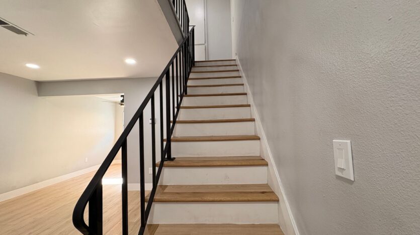 1708 Fairfield Ct - Ontario - California - 2 bed, 2 bath rental property