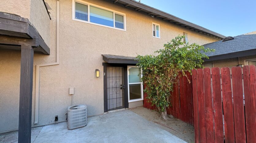 1708 Fairfield Ct - Ontario - California - 2 bed, 2 bath rental property