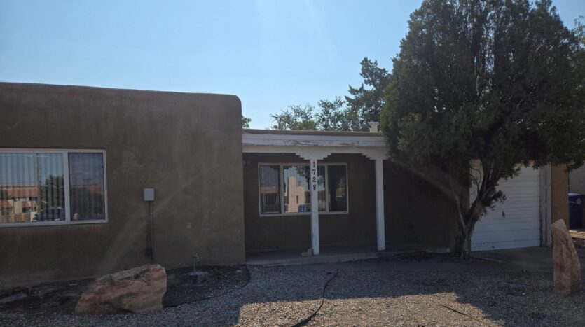 1728 Richmond Dr. NE - Albuquerque - New Mexico - 3 bed, 2 bath rental property