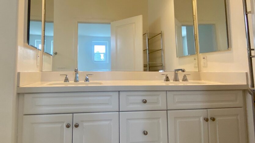 1841 Belize Lane  - Oxnard - California - 2 bed, 2.5 bath rental property