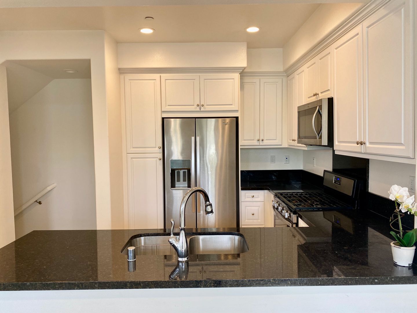 1841 Belize Lane  - Oxnard - California - 2 bed, 2.5 bath rental property