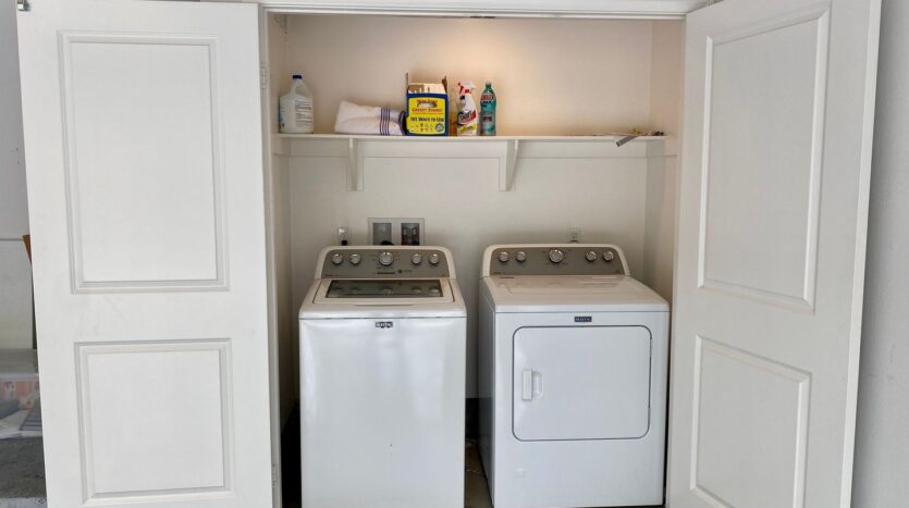1841 Belize Lane  - Oxnard - California - 2 bed, 2.5 bath rental property