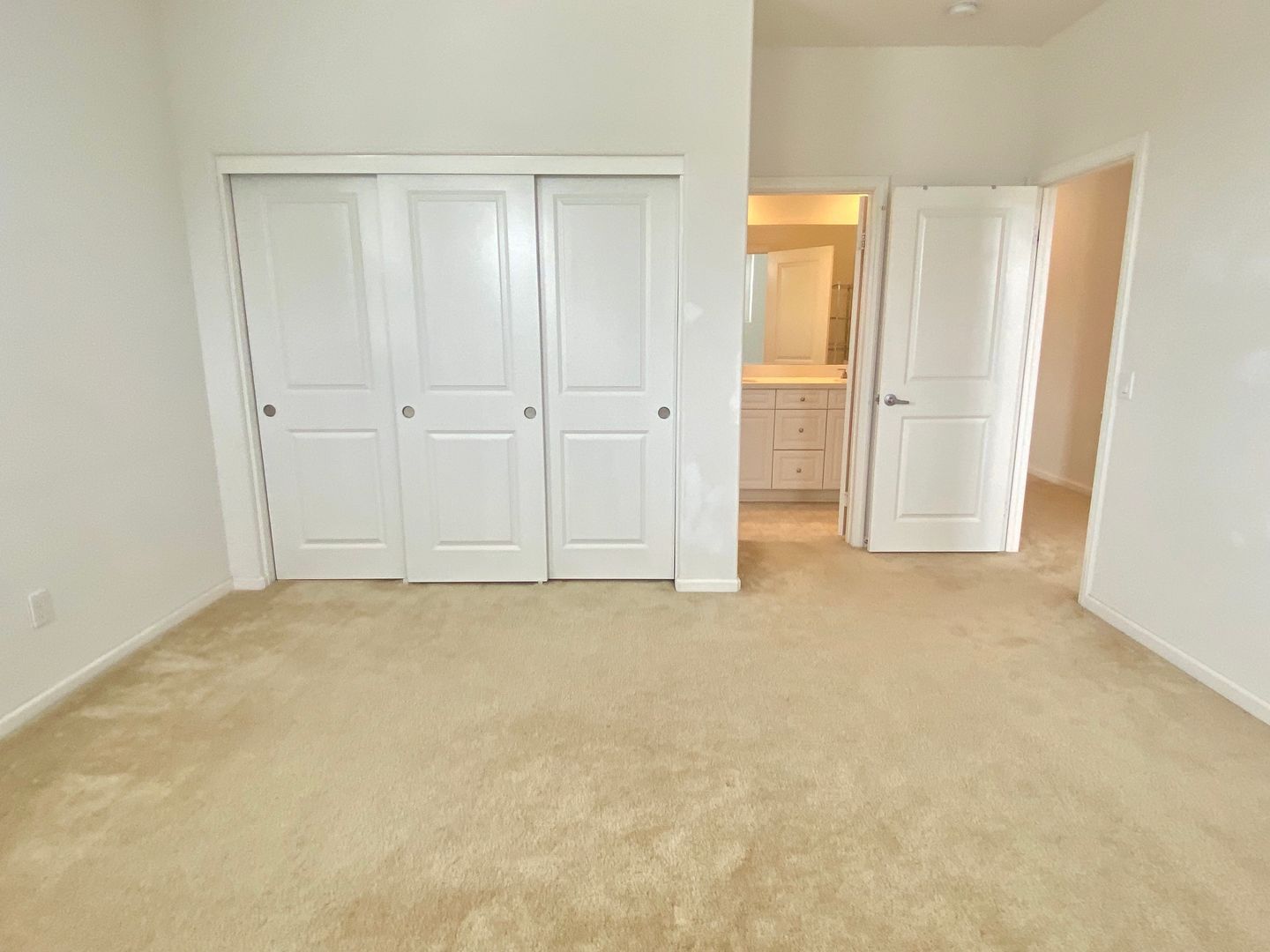 1841 Belize Lane  - Oxnard - California - 2 bed, 2.5 bath rental property