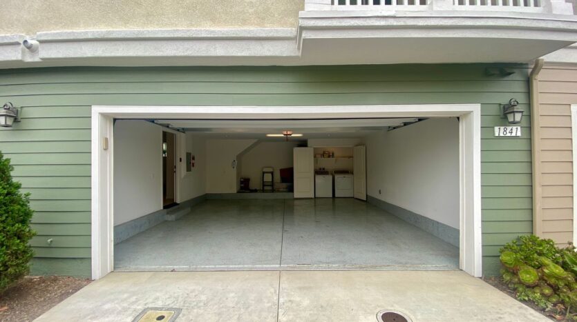1841 Belize Lane  - Oxnard - California - 2 bed, 2.5 bath rental property
