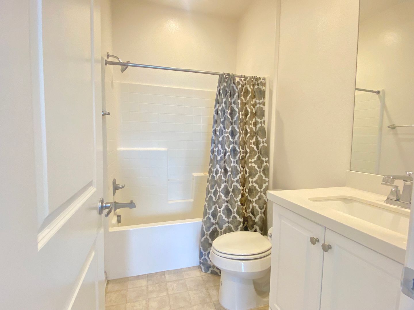 1841 Belize Lane  - Oxnard - California - 2 bed, 2.5 bath rental property