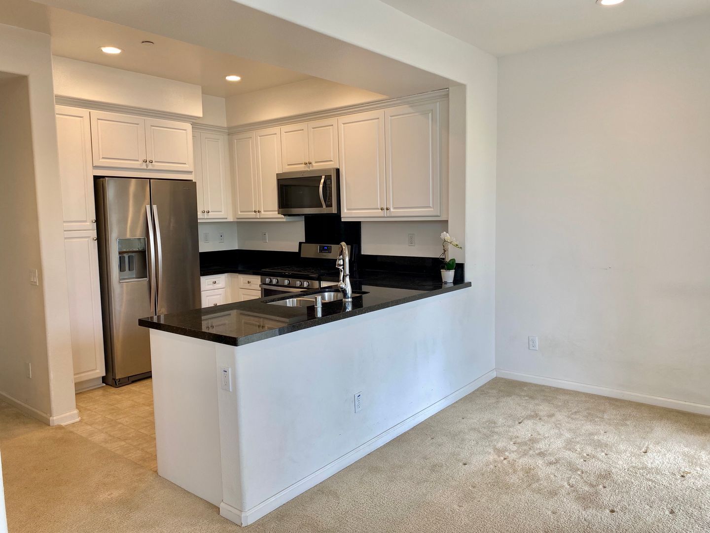 1841 Belize Lane  - Oxnard - California - 2 bed, 2.5 bath rental property