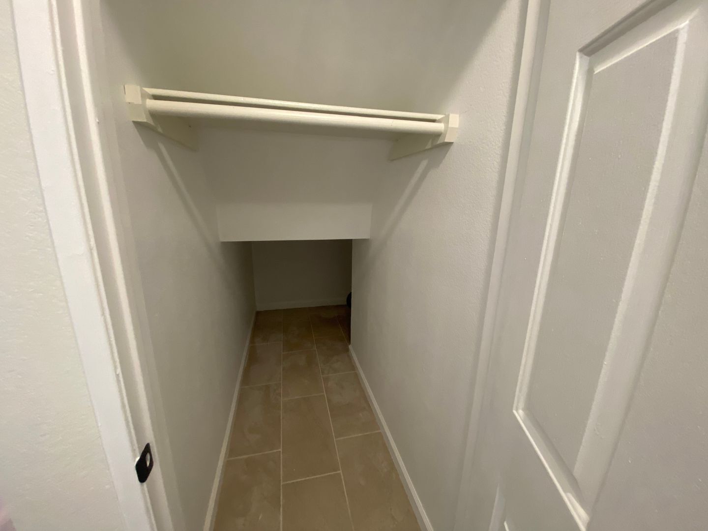 1903 Coral Ct. - Palmdale - California - 4 bed, 2.5 bath rental property