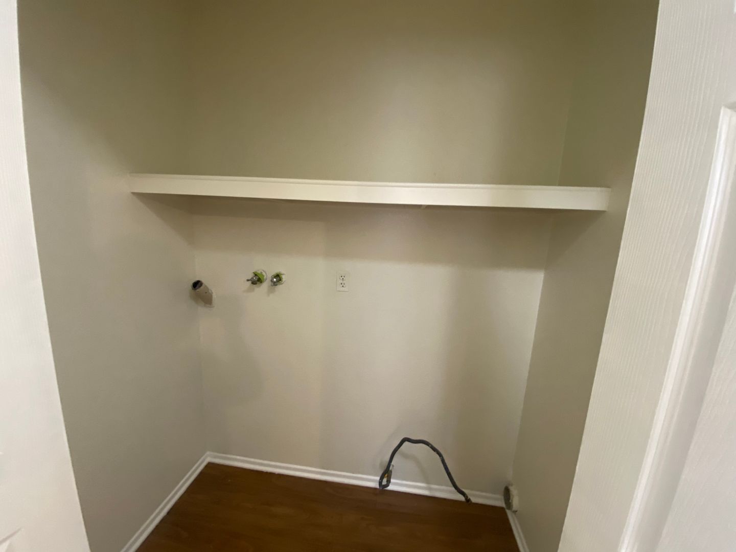 1903 Coral Ct. - Palmdale - California - 4 bed, 2.5 bath rental property