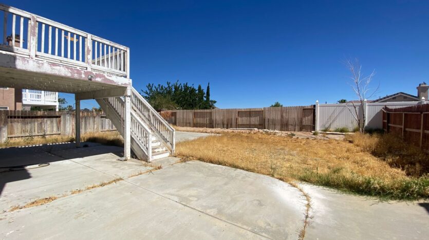 1903 Coral Ct. - Palmdale - California - 4 bed, 2.5 bath rental property