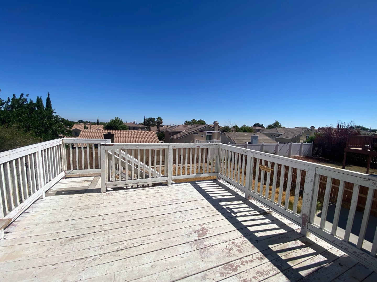 1903 Coral Ct. - Palmdale - California - 4 bed, 2.5 bath rental property