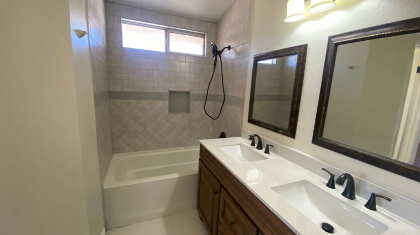 1903 Coral Ct. - Palmdale - California - 4 bed, 2.5 bath rental property
