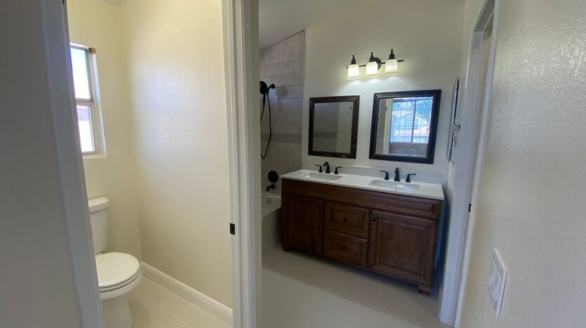 1903 Coral Ct. - Palmdale - California - 4 bed, 2.5 bath rental property