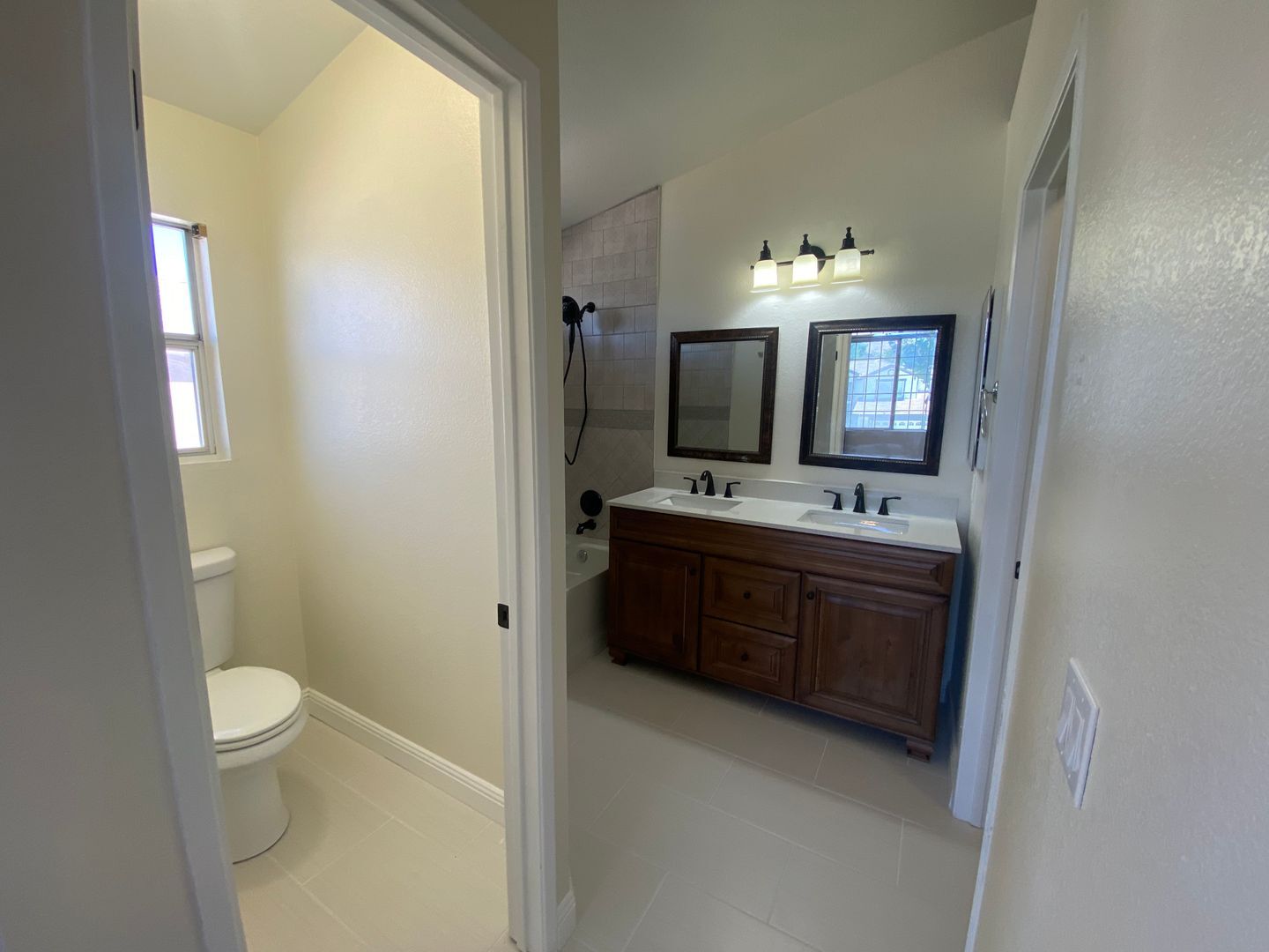1903 Coral Ct. - Palmdale - California - 4 bed, 2.5 bath rental property