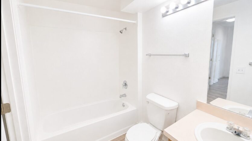 1911 26th St - Everett - Washington - 1 bath rental property