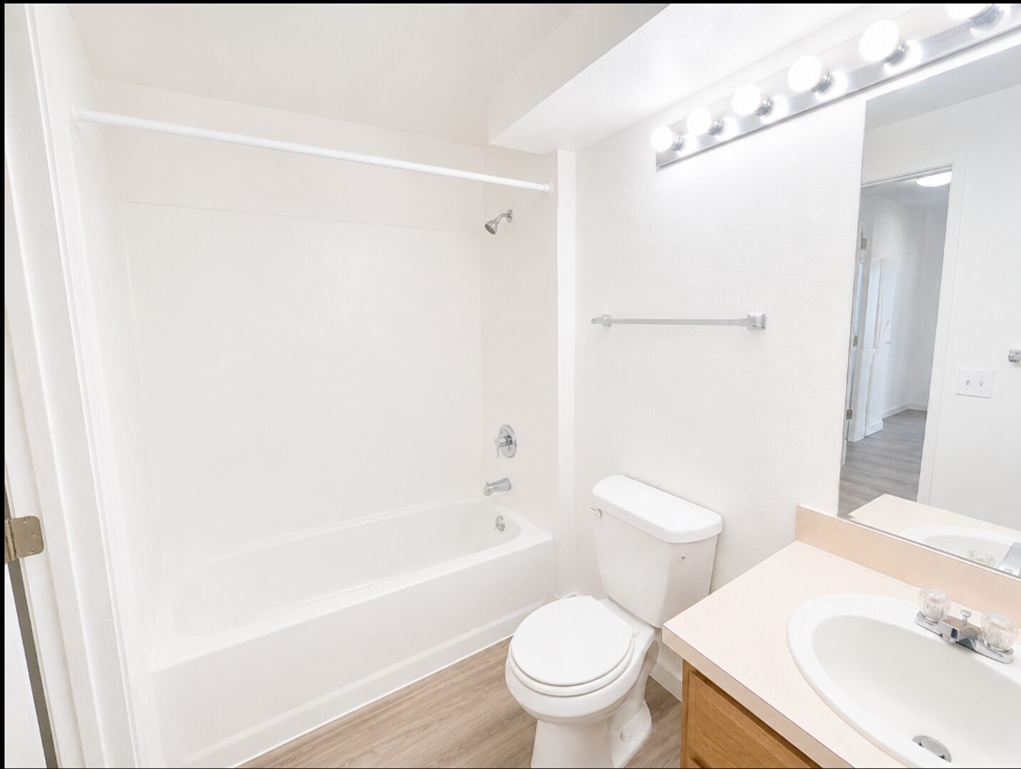 1911 26th St - Everett - Washington - 1 bath rental property