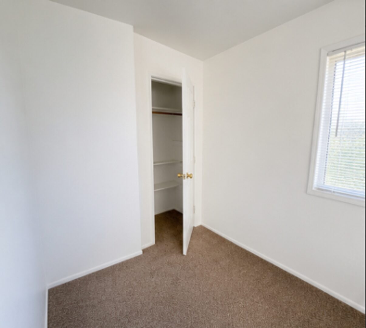 1911 26th St - Everett - Washington - 1 bath rental property