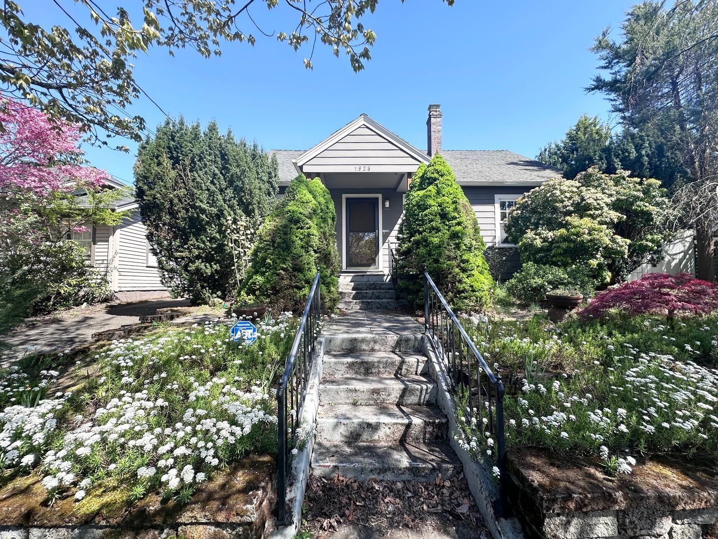 1928 NE 64th Avenue - Portland - Oregon - 3 bed, 2 bath rental property