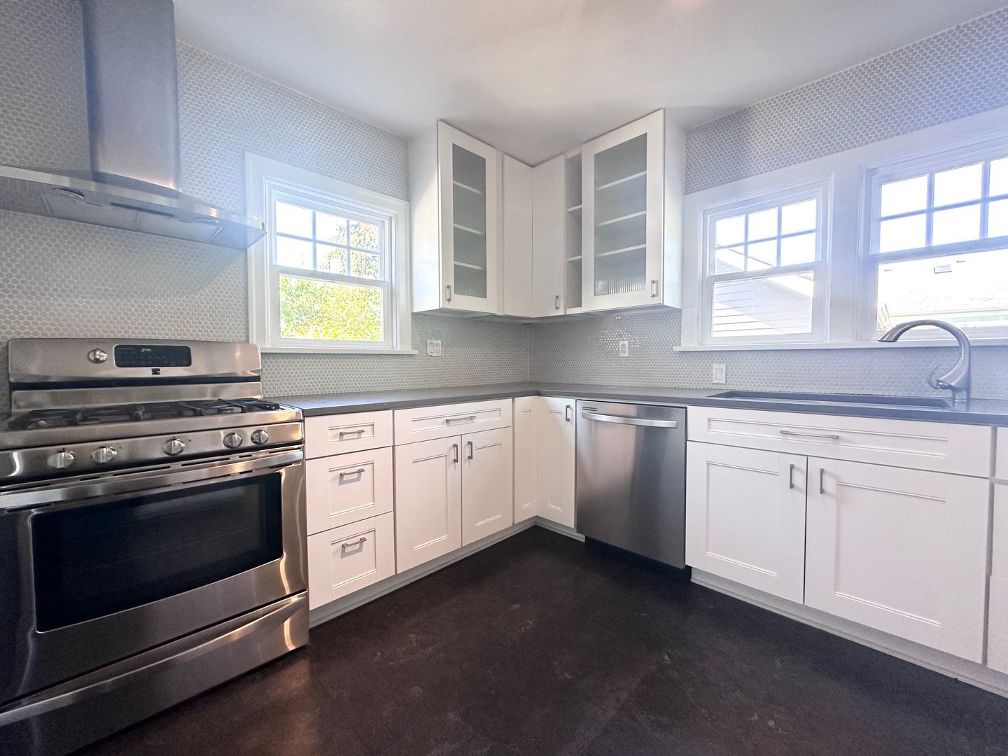 1928 NE 64th Avenue - Portland - Oregon - 3 bed, 2 bath rental property