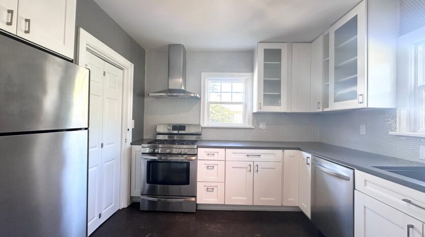 1928 NE 64th Avenue - Portland - Oregon - 3 bed, 2 bath rental property