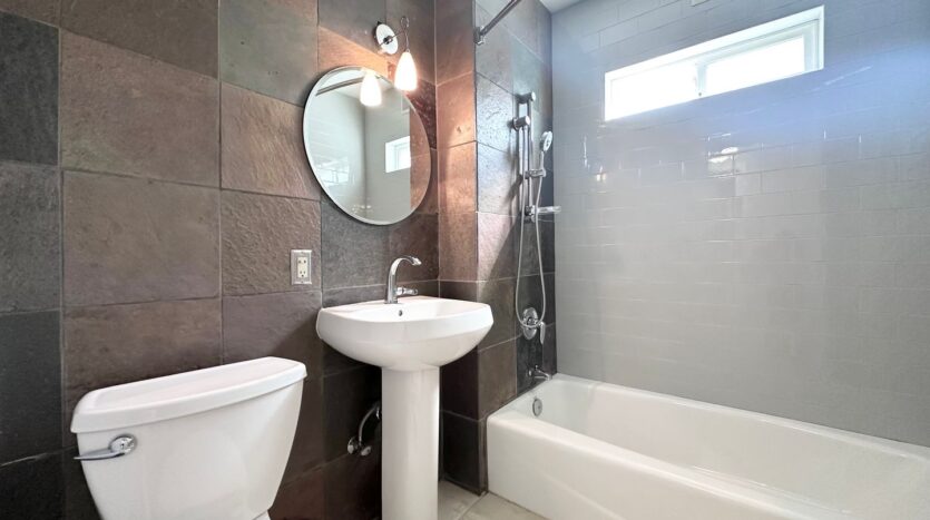 1928 NE 64th Avenue - Portland - Oregon - 3 bed, 2 bath rental property