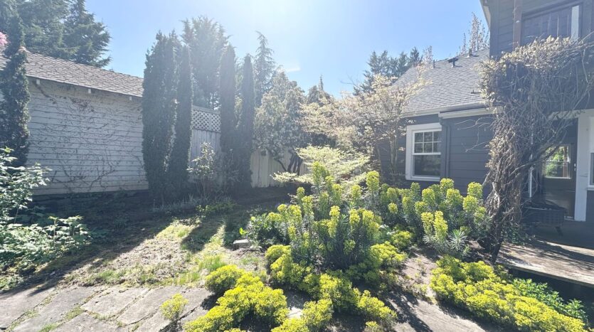 1928 NE 64th Avenue - Portland - Oregon - 3 bed, 2 bath rental property