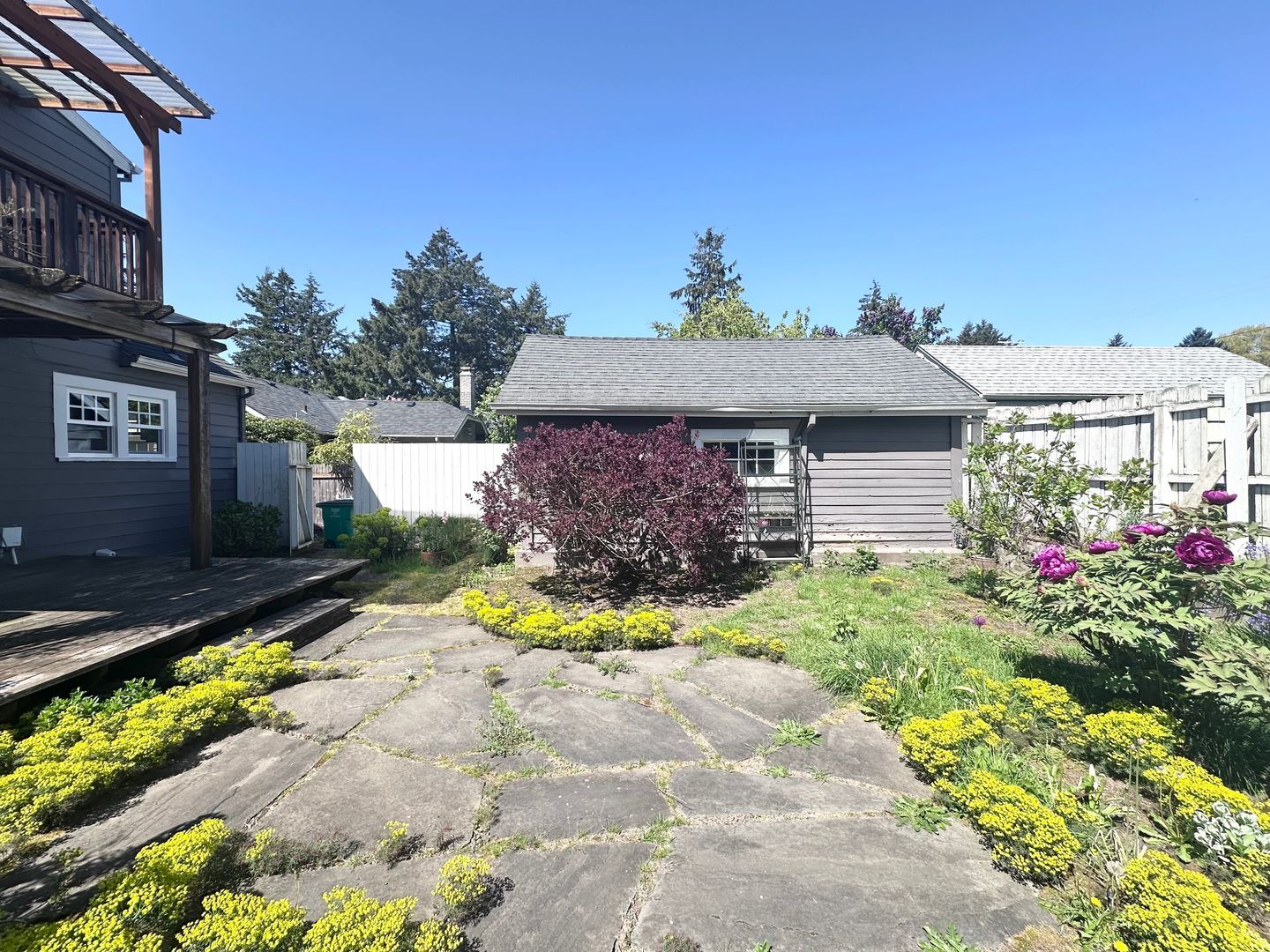 1928 NE 64th Avenue - Portland - Oregon - 3 bed, 2 bath rental property