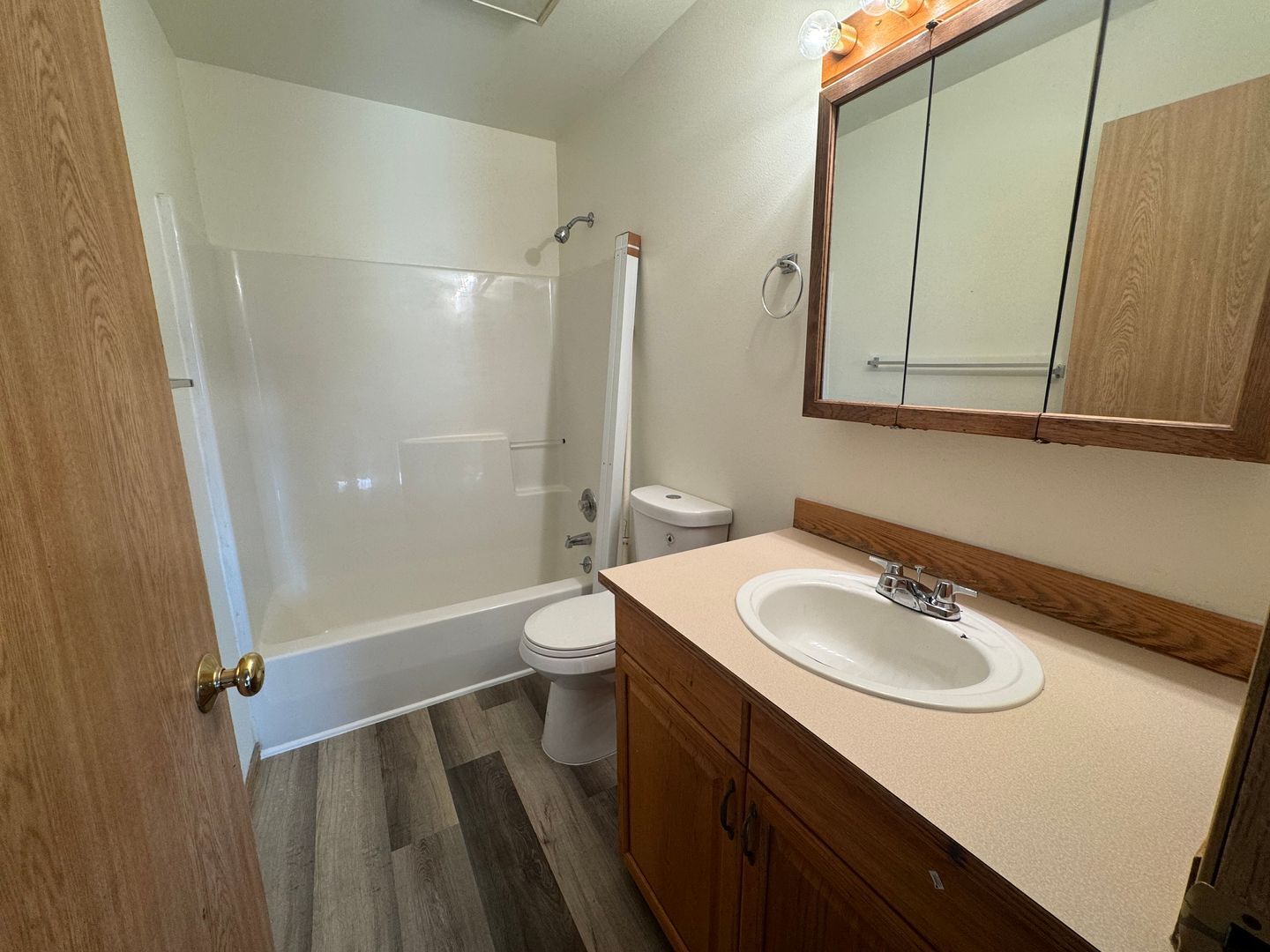 2001 Texas Street - D - Bellingham - Washington - 2 bed, 1.5 bath rental property