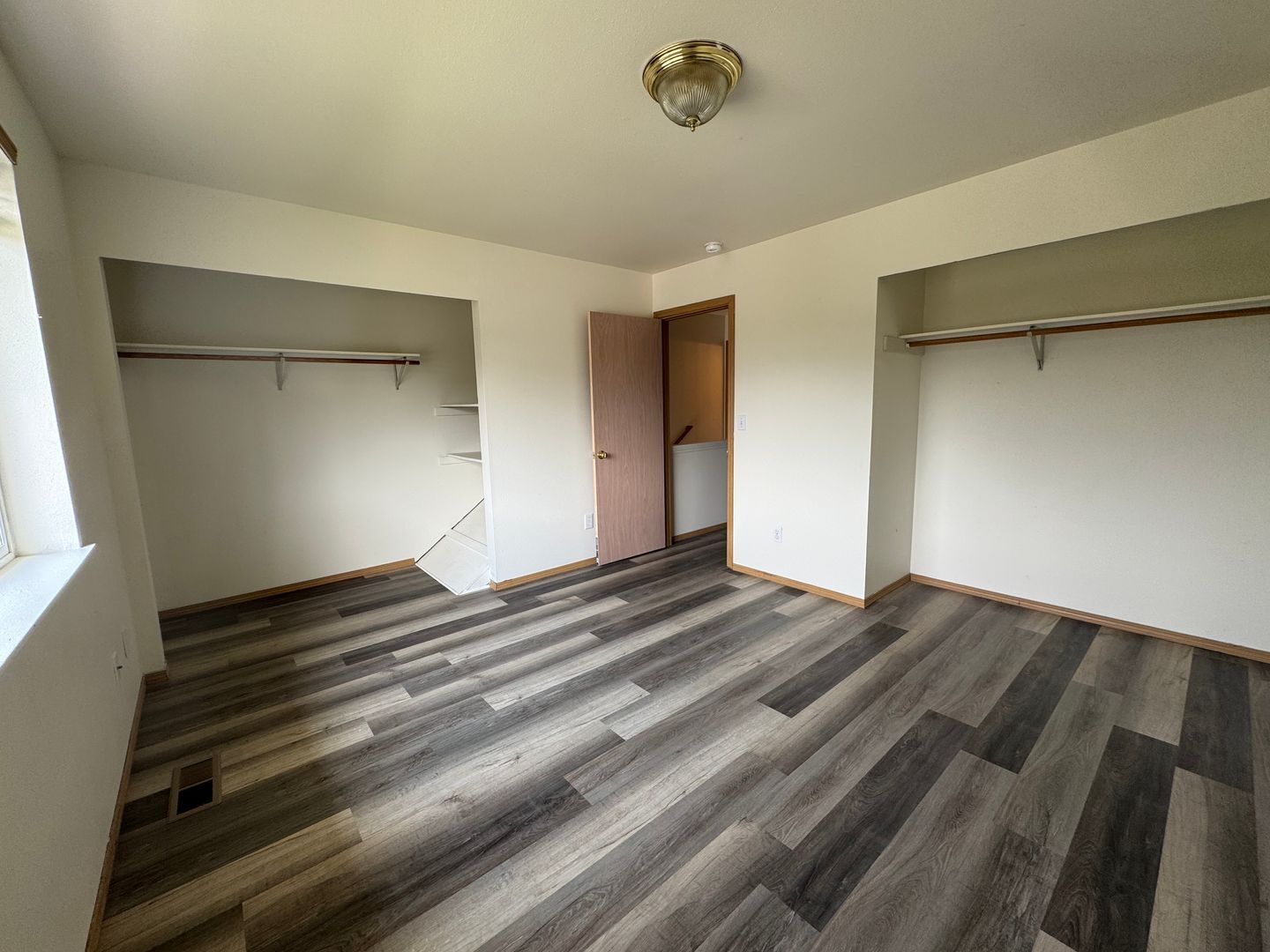 2001 Texas Street - D - Bellingham - Washington - 2 bed, 1.5 bath rental property