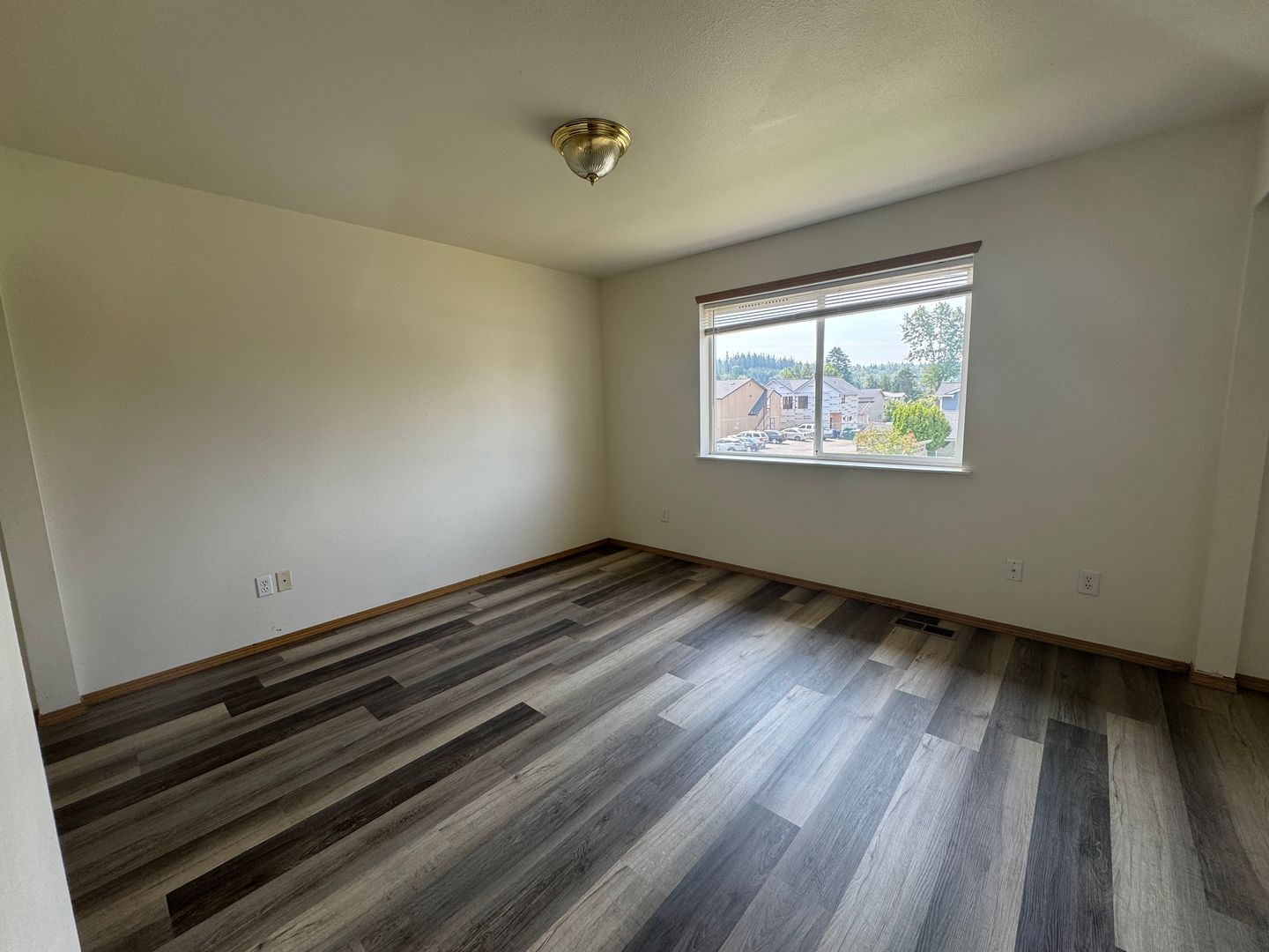 2001 Texas Street - D - Bellingham - Washington - 2 bed, 1.5 bath rental property