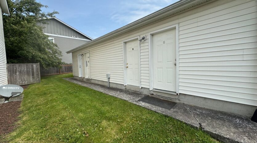 2001 Texas Street - D - Bellingham - Washington - 2 bed, 1.5 bath rental property