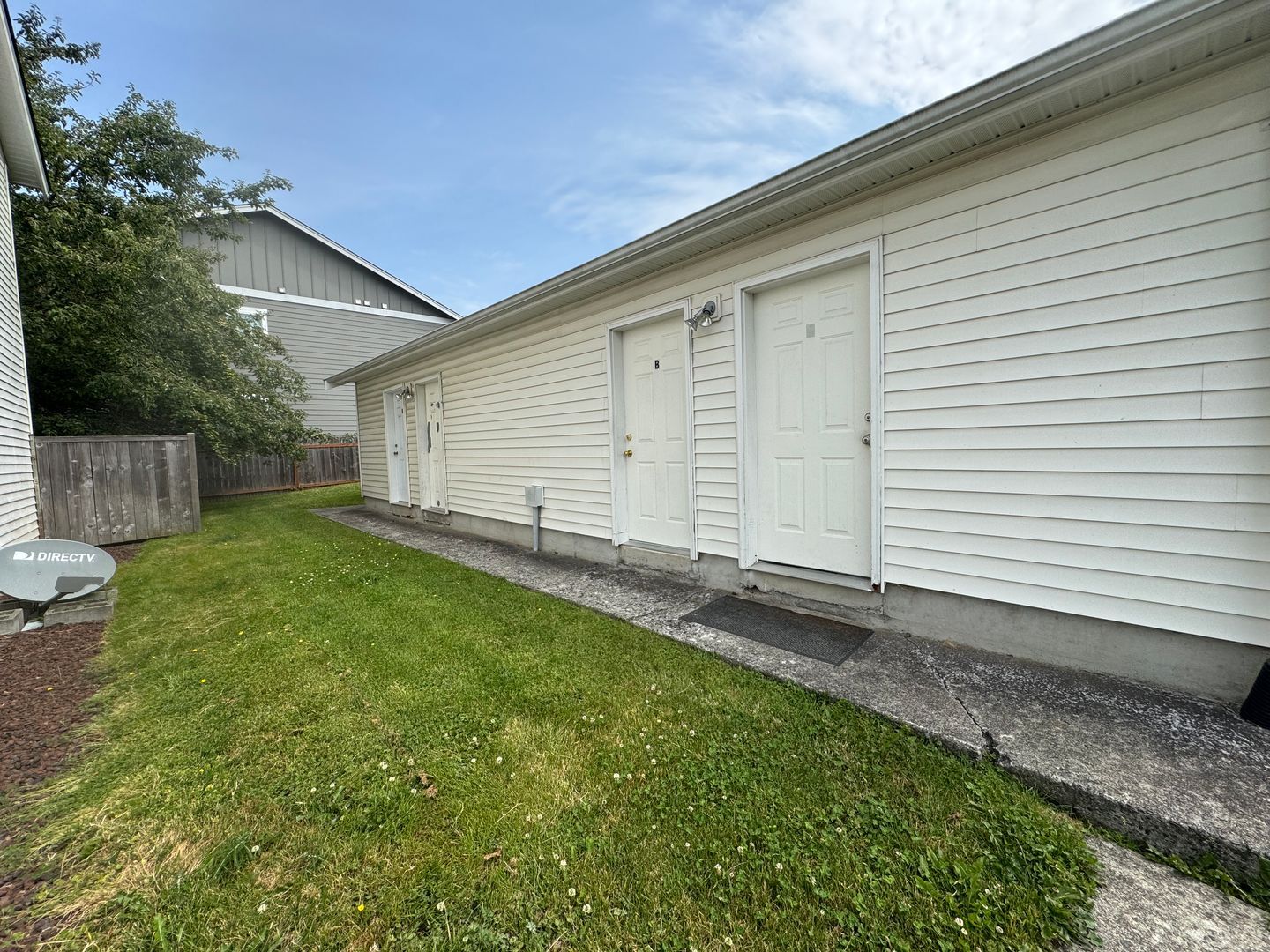 2001 Texas Street - D - Bellingham - Washington - 2 bed, 1.5 bath rental property