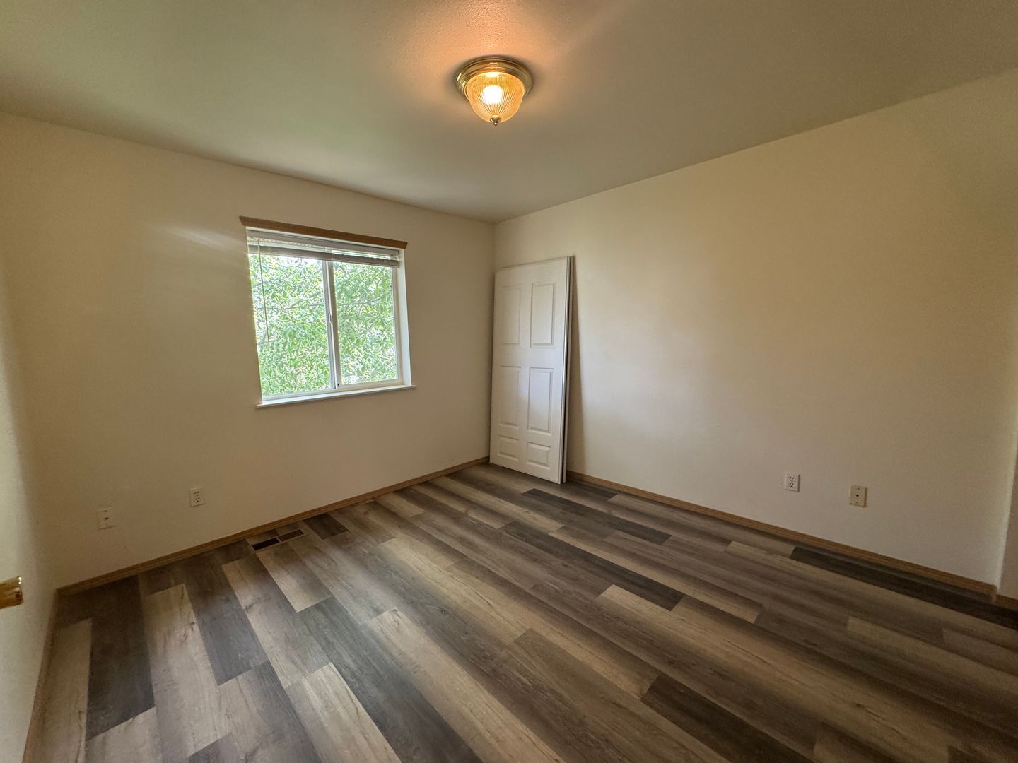 2001 Texas Street - D - Bellingham - Washington - 2 bed, 1.5 bath rental property