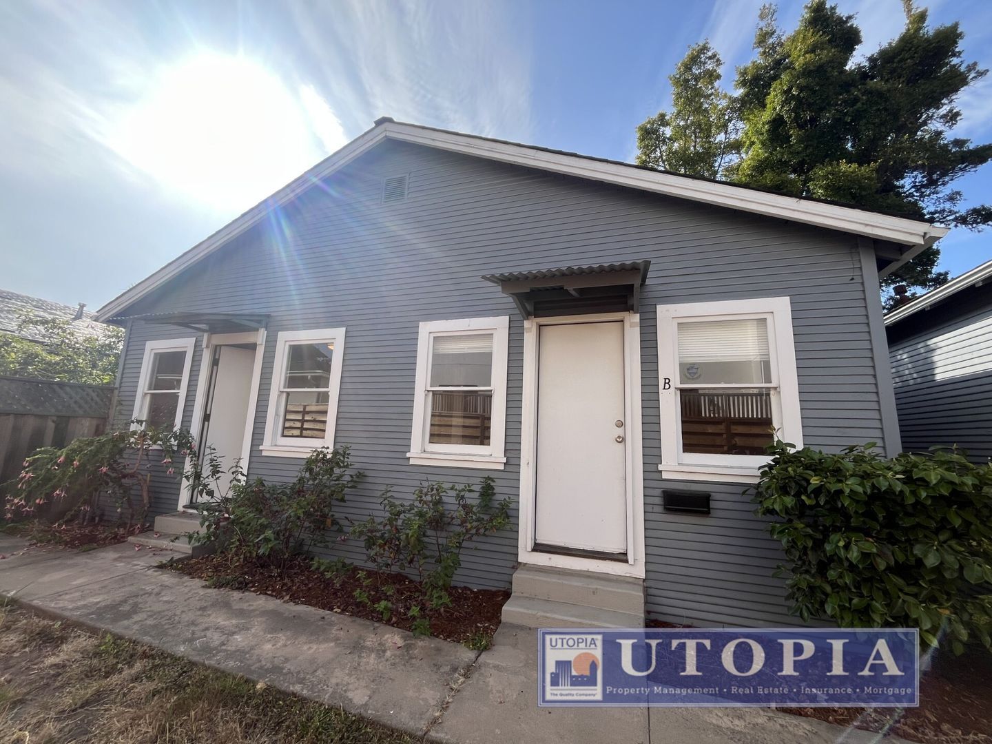 204 Hollister Ave.  – 204 Hollister B