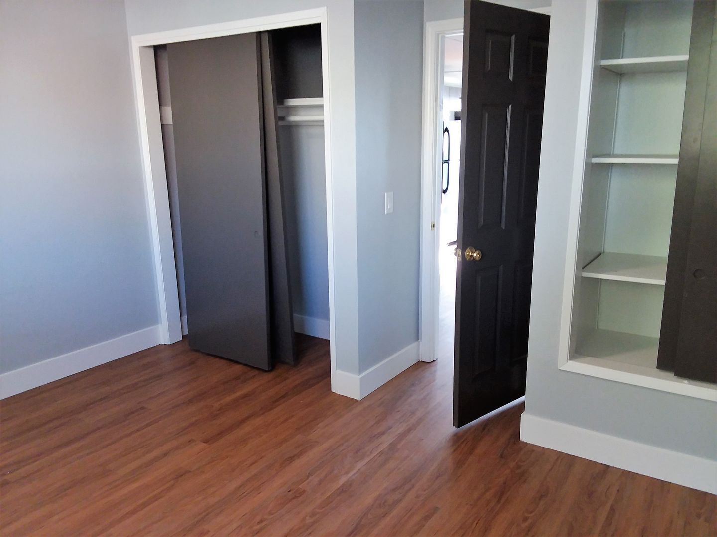 209 1/2 W Holly St - Bellingham - Washington - 2 bed, 1 bath rental property