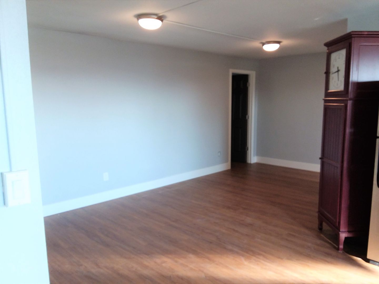 209 1/2 W Holly St - Bellingham - Washington - 2 bed, 1 bath rental property