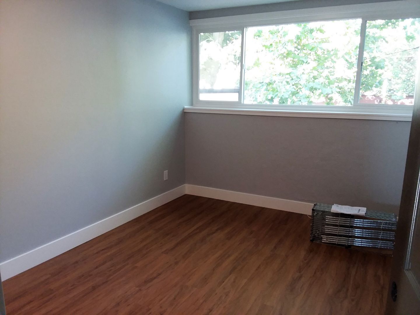 209 1/2 W Holly St - Bellingham - Washington - 2 bed, 1 bath rental property