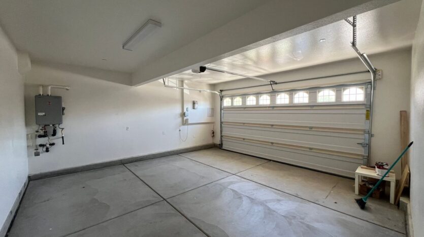 20910 Barn Rd - Riverside - California - 4 bed, 3 bath rental property