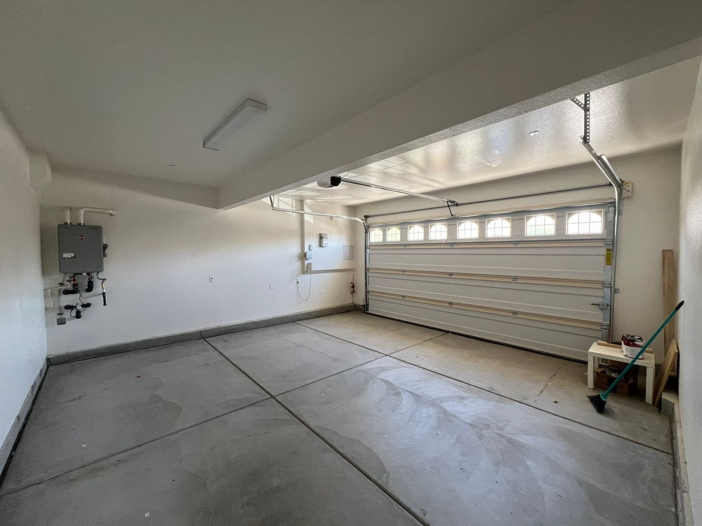 20910 Barn Rd - Riverside - California - 4 bed, 3 bath rental property