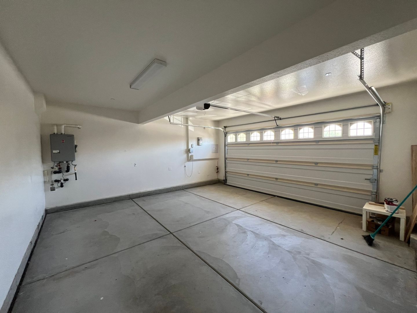 20910 Barn Rd - Riverside - California - 4 bed, 3 bath rental property