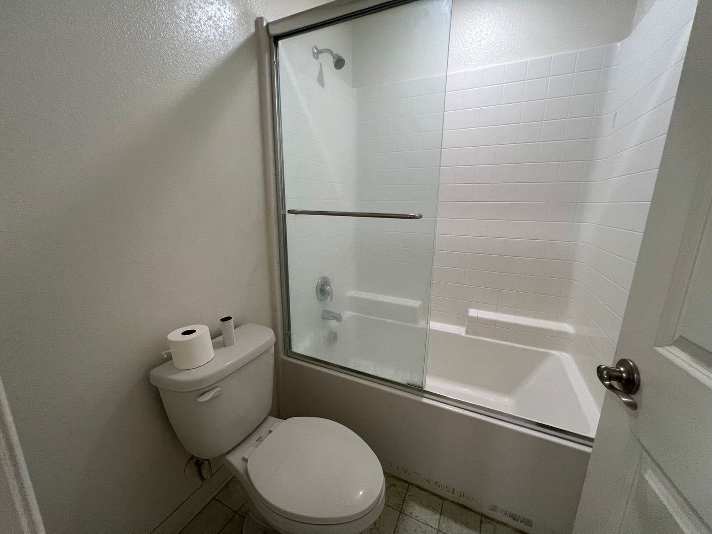 20910 Barn Rd - Riverside - California - 4 bed, 3 bath rental property