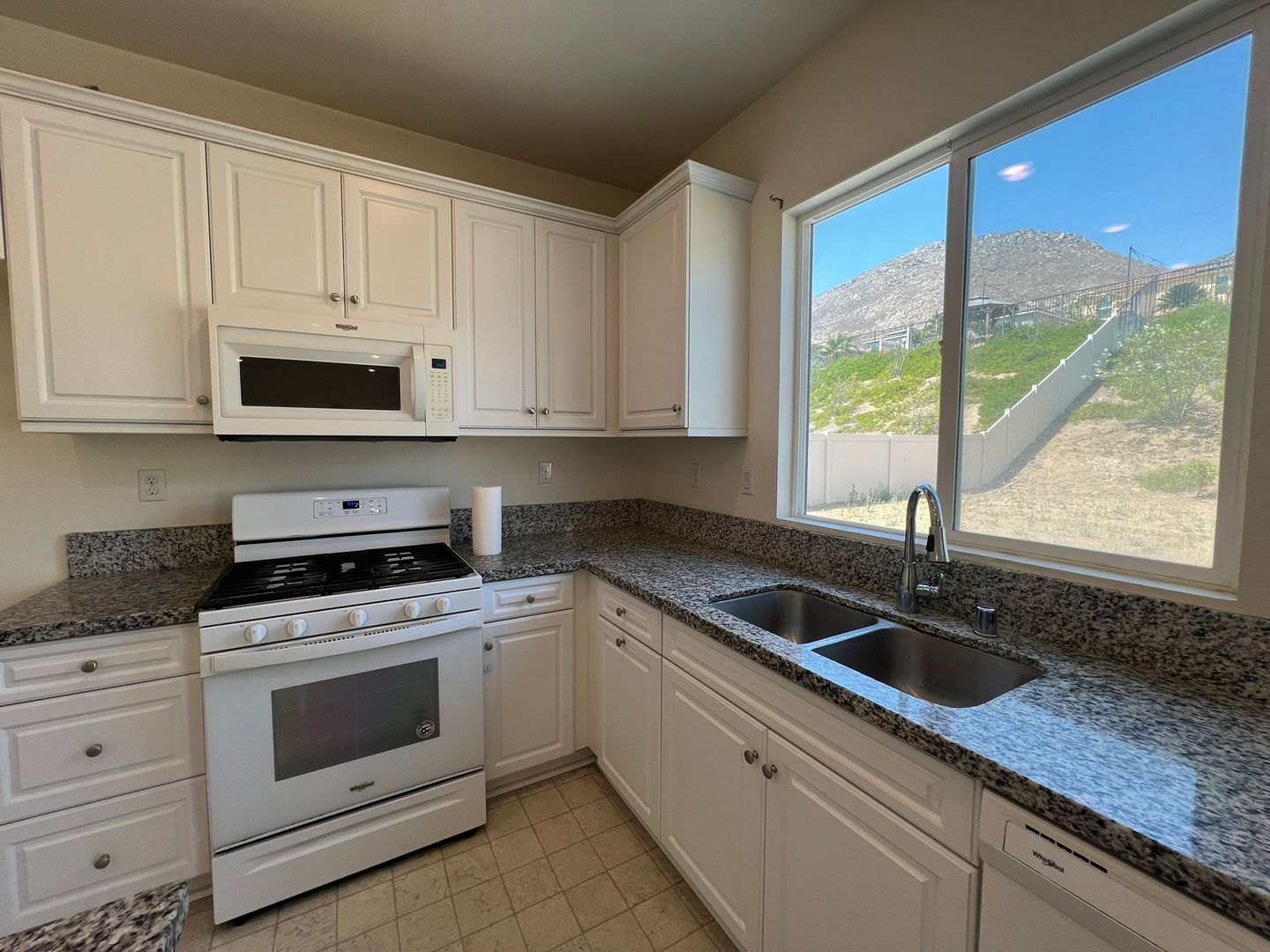 20910 Barn Rd - Riverside - California - 4 bed, 3 bath rental property