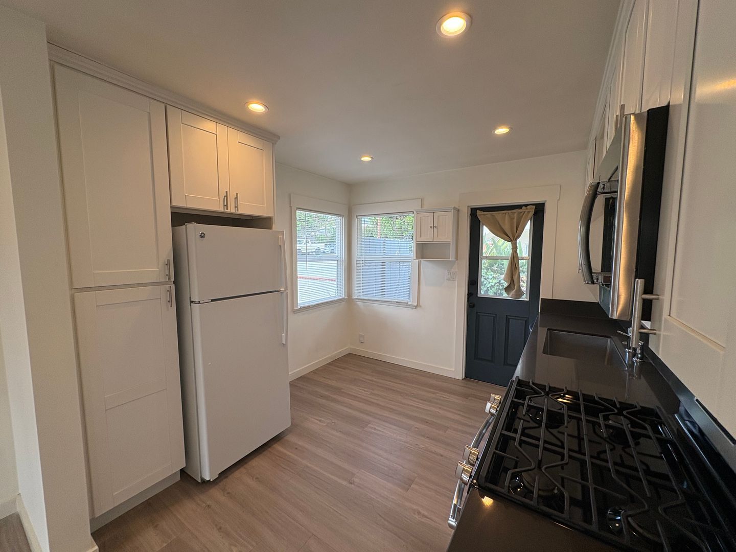 2101-2107 Reed Ave. - San Diego - California - 2 bed, 1 bath rental property