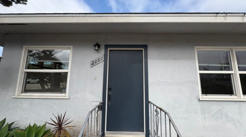2101-2107 Reed Ave. - San Diego - California - 2 bed, 1 bath rental property