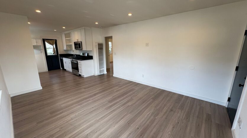2101-2107 Reed Ave. - San Diego - California - 2 bed, 1 bath rental property