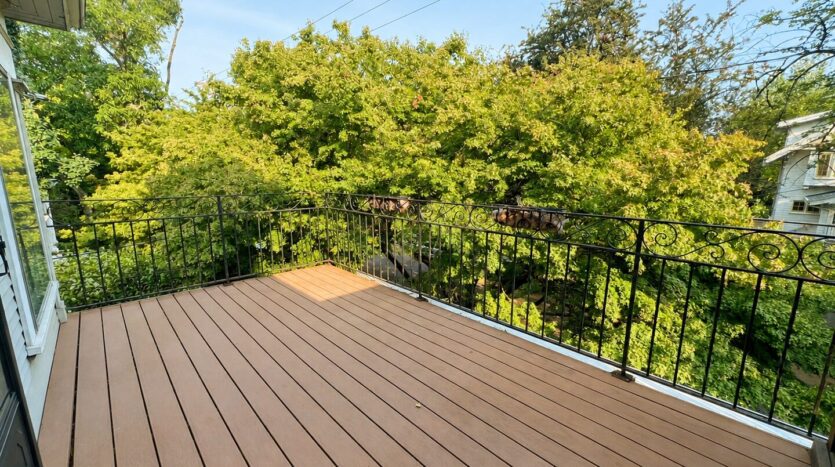 2220 NW Johnson Street - Portland - Oregon - 2 bed, 1 bath rental property