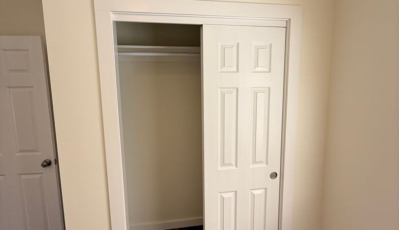 2304 - 2384 NW 8th St - Redmond - Oregon - 1 bed, 1 bath rental property
